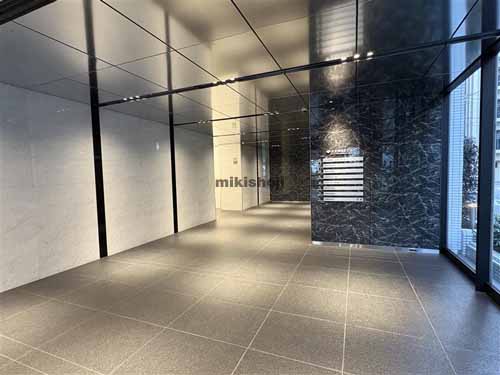 住友神保町ビル エントランス4