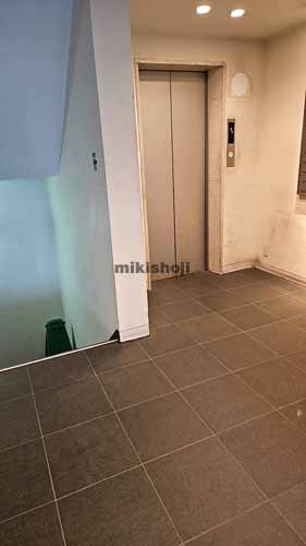 新京橋ビル エレベーターホール1