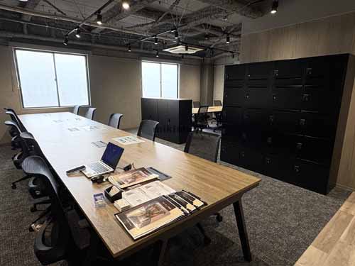 本郷のＩＣＮビル セットアップ室内2