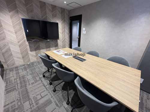 本郷のＩＣＮビル セットアップ室内3