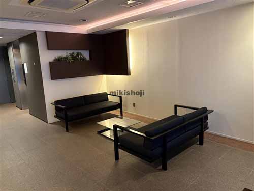 北の丸グラスゲート エントランス2