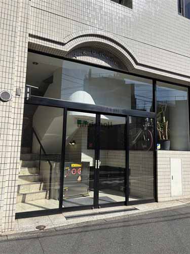 ＹＫＤ代々木 エントランス1