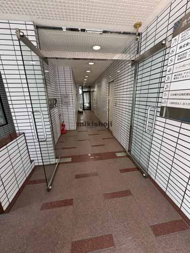 ホワイトＢＬＤ エレベーターホール1