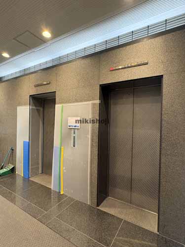 西野金陵ビル エレベーターホール1
