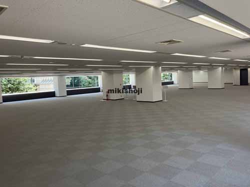 文藝春秋新館 貸室内1