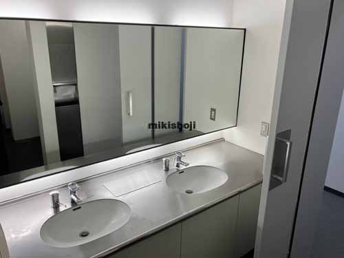 文藝春秋新館 水回り2