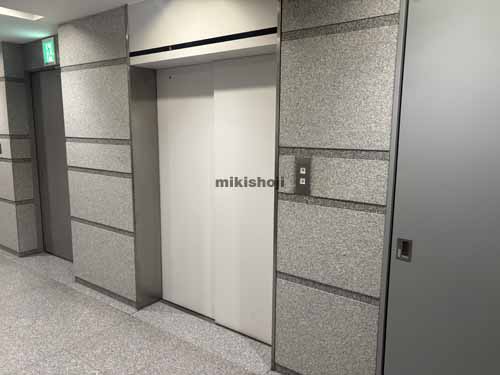 九段センタービル エレベーターホール2
