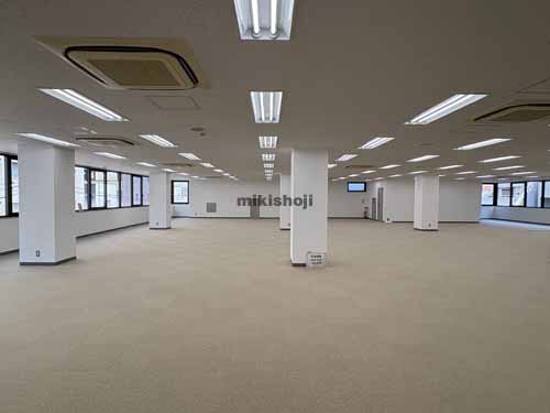 湊・明石町の前田セントラルビル 貸室内1