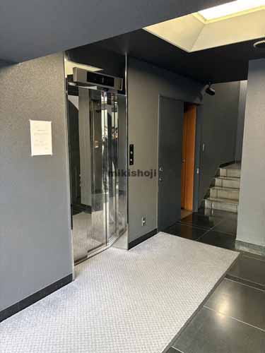 サンブリヂ小川町ビル エレベーターホール2