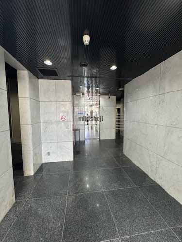 日産ビルディング エントランス2