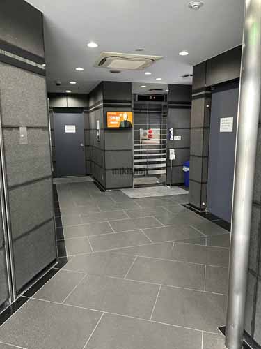 新宿３１１ビル エントランス1