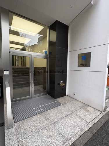 喜助新虎通りビル エントランス3