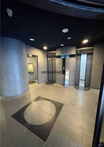 第７秋山ビルディング エントランス1