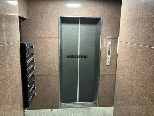 芝公園トーセイビル エレベーターホール1