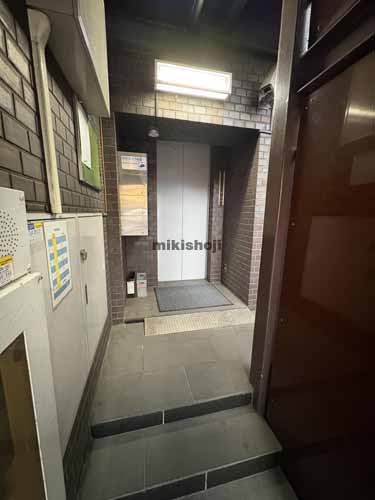 白川ビル エレベーターホール1
