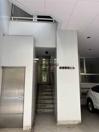 汐留の菅家ビル エントランス1