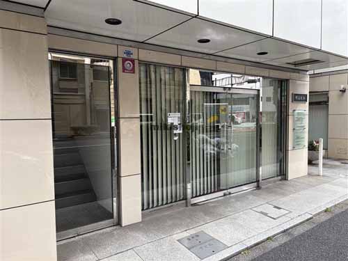 村山ビル エントランス2