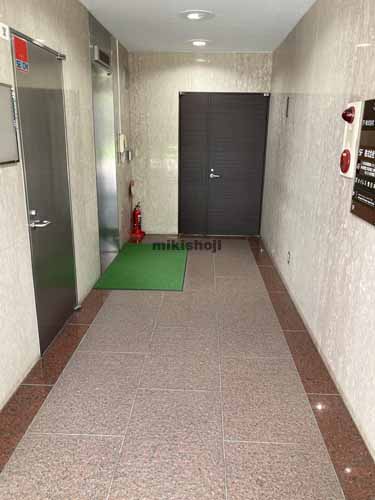 ユニベル田町ビル エントランス1