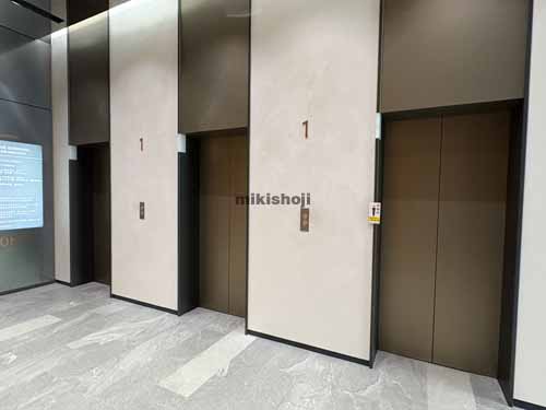 ＯＮＥ　ＳＨＩＮＫＡＷＡ エレベーターホール1