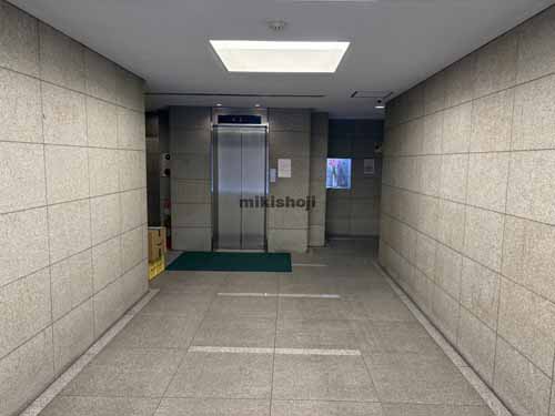 Ｖｅｒｄｅ　Ｖｉｓｔａ　新宿御苑 エレベーターホール2