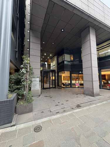 麹町鶴屋八幡ビル エントランス1