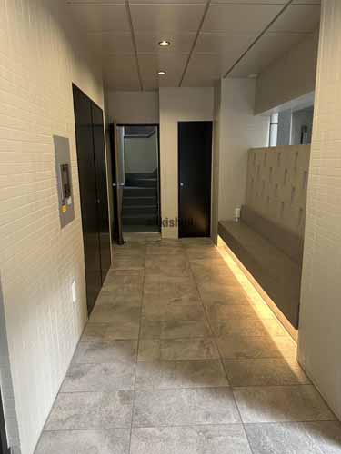 ＮＯＶＥＬ　ＷＯＲＫ　新宿御苑 エントランス1