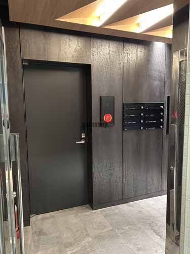 ＮＯＶＥＬ　ＷＯＲＫ　新宿御苑 エントランス2