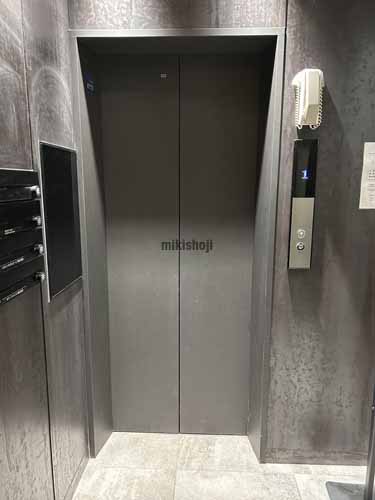 ＮＯＶＥＬ　ＷＯＲＫ　新宿御苑 エレベーターホール1