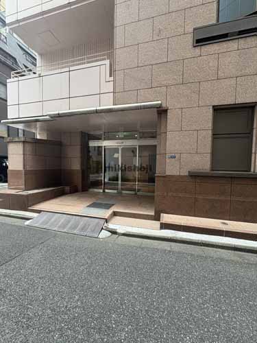ヒューリック飯田橋ビル エントランス1