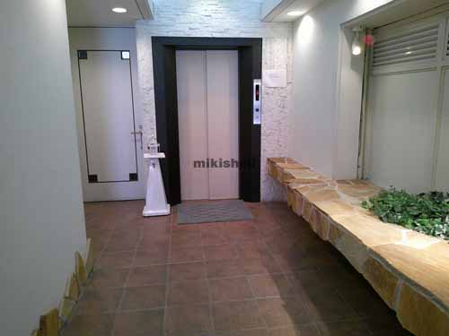 徳文堂ビル エレベーターホール2