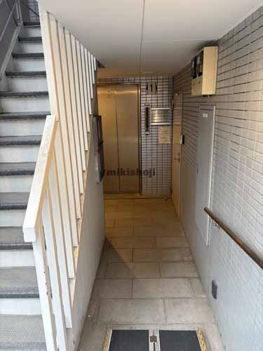 箱崎ＹＭビル エレベーターホール2