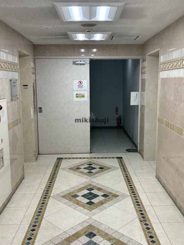 原宿パトリアビル エレベーターホール1