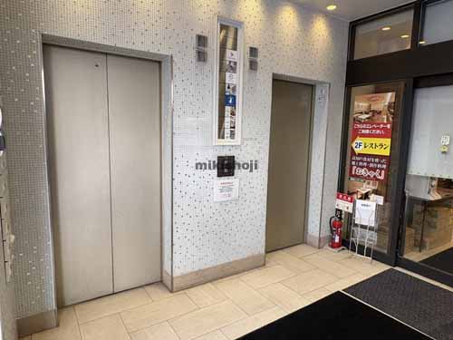 銀座のＴｈｅ　ＯＲＢ　Ｐｒｅｍｉｅｒｅ エレベーターホール1