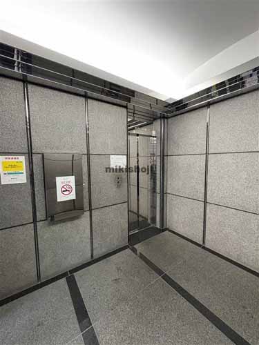 西麻布のフィルドア西麻布 エントランス1