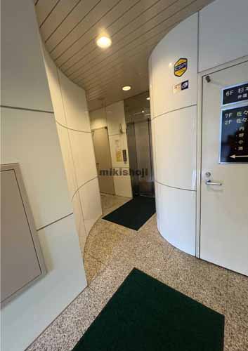 麹町４丁目小倉ビル エントランス1