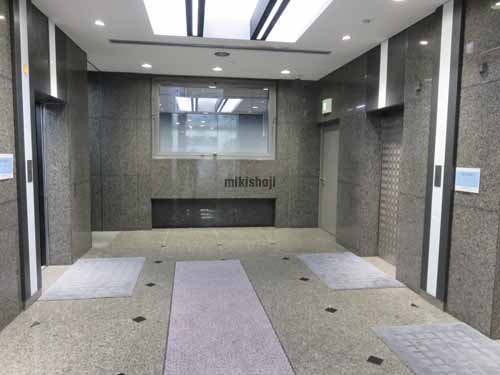 高田馬場センタービル エレベーターホール1