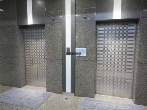 高田馬場センタービル エレベーターホール2