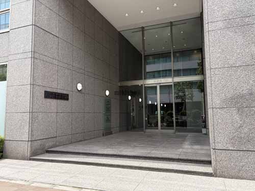 八丁堀の八丁堀綜通ビル エントランス1