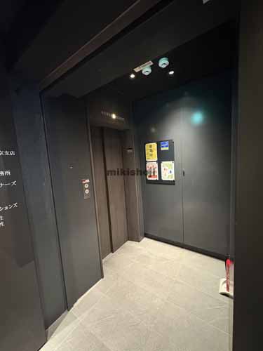 築地フロント エレベーターホール1