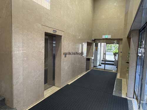 南麻布・元麻布・麻布十番のプラスアストルビル エレベーターホール1