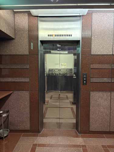 有楽町のタチバナ日比谷ビル エレベーターホール1