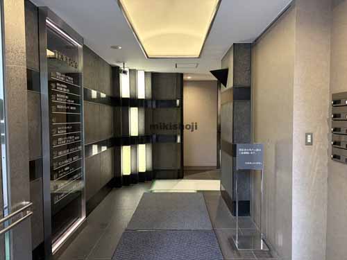 ＴＫ新都心ビル エントランス2