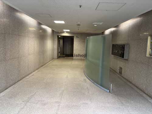 桜丘町のＮ．Ｅ．Ｓビル エントランス2