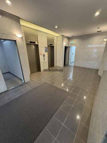 ダイヤフゲンビル エレベーターホール2