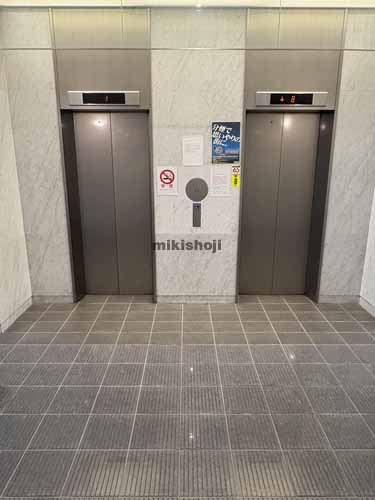 ダイヤフゲンビル エレベーターホール3