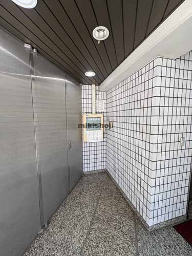 二番町・三番町・六番町の二番町ビル エントランス1