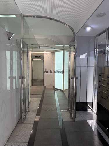 九段南の第３２荒井ビル エントランス1