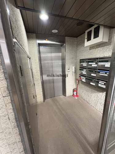 第１９岡崎ビル エレベーターホール1