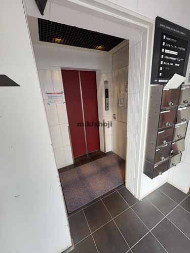 神田錦町ビル エレベーターホール1