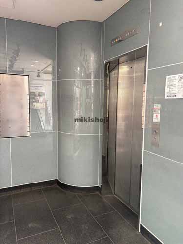 小川町Ｂ５ビル エレベーターホール1
